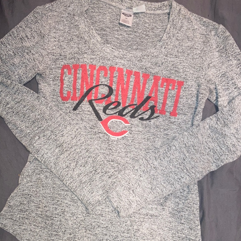 Cincinnati Reds Long Sleeve Shirt